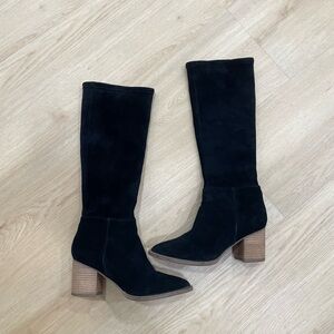 Blondo black suede knee-high waterproof boots size 8